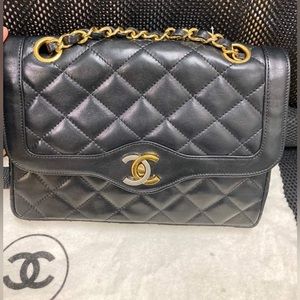 SOLD 🖤 Vintage Chanel Paris Double Flap Small